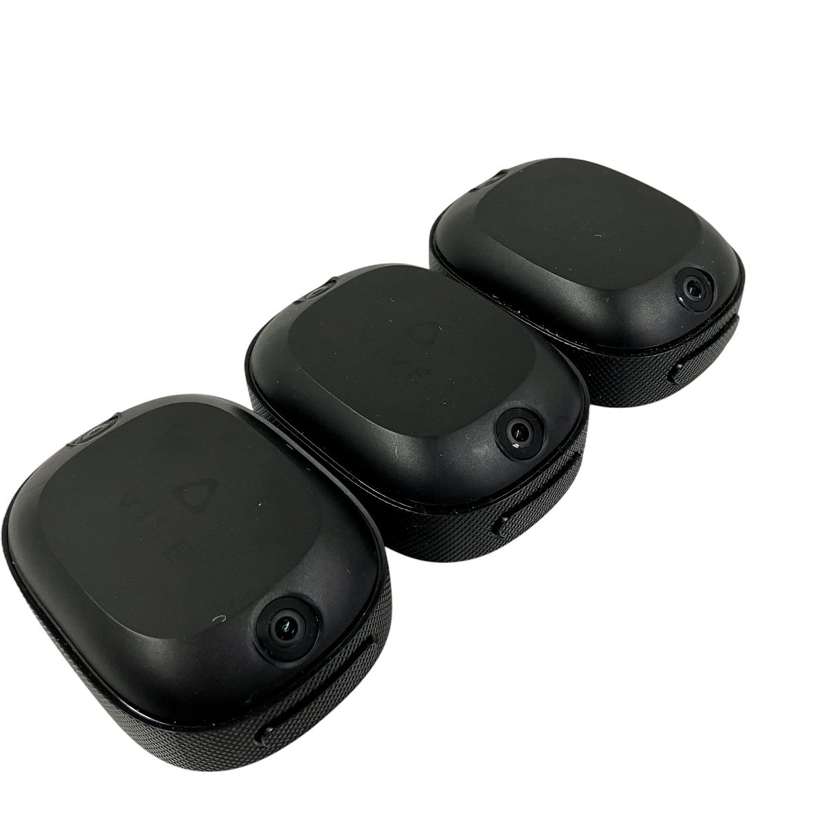 vive tracker ultimate 3個セット Amazon.com: HTC Vive Ultimate Tracker 3 Pack + Dongle - VR