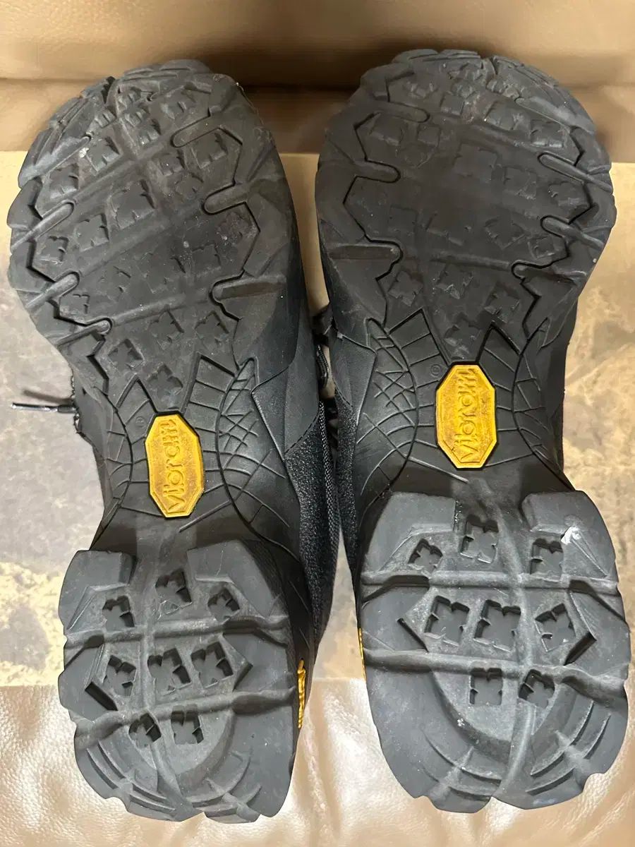 ロア ハイキング