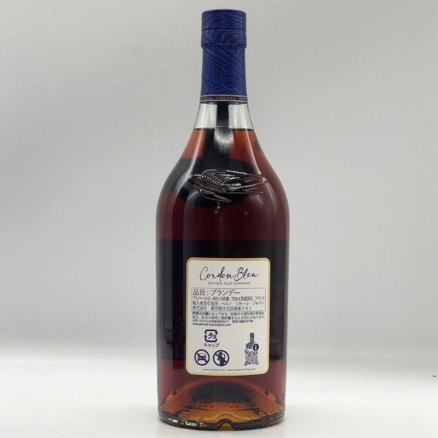 マーテル - マーテル コルドンブルー エクストラオールド 700ml 40%【X4】 マーテル コルドンブルー /コニャック 700ml