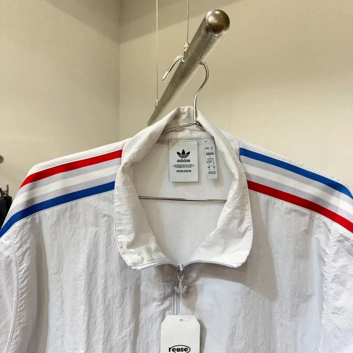 アディダス 3本線 ウィンドブレーカー ジャケット