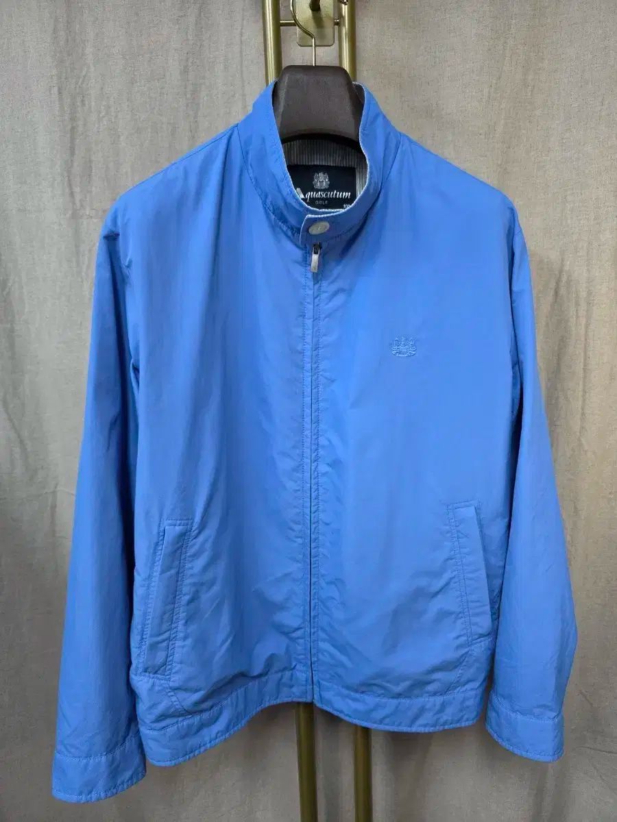 アクアスキュータム ゴルフ 防風 ジャケット 100サイズ