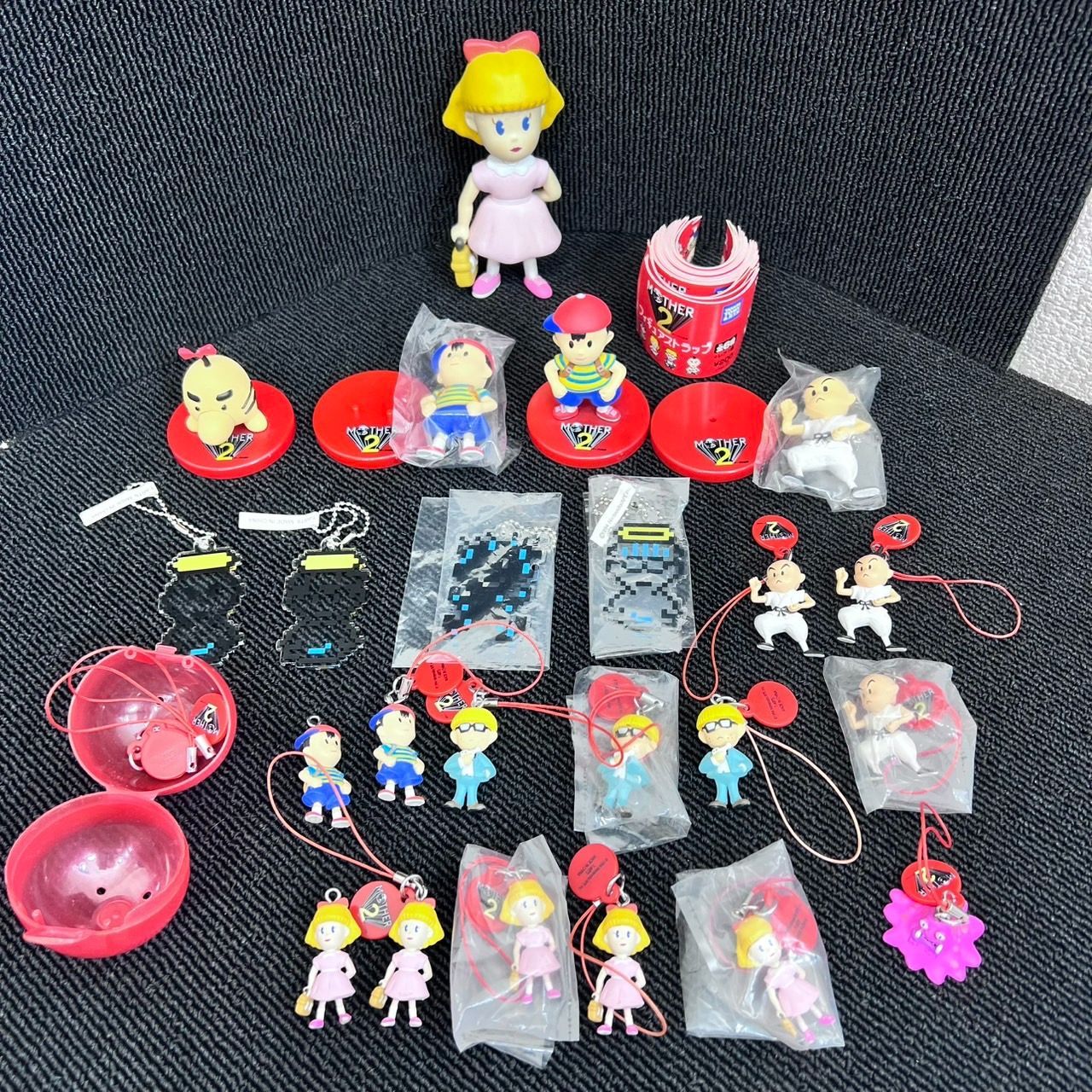 MOTHER2 フィギュアセット 16個 糸井重里 MOTHER」キャラクターを再現した粘土フィギュアが発売 同作の