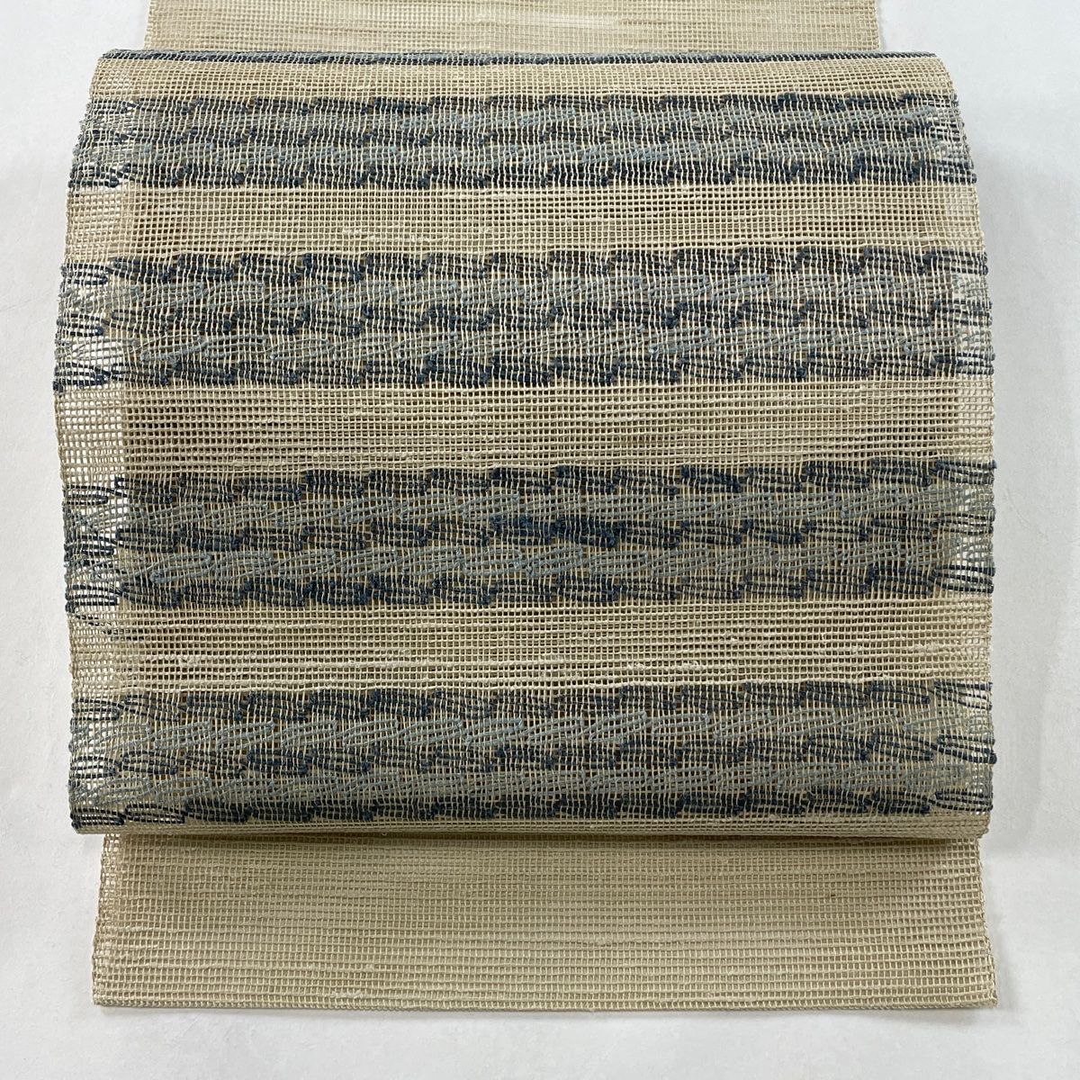 名古屋帯 秀品 夏帯 八寸名古屋帯 松葉仕立て 幾何学模様 薄茶色 正絹