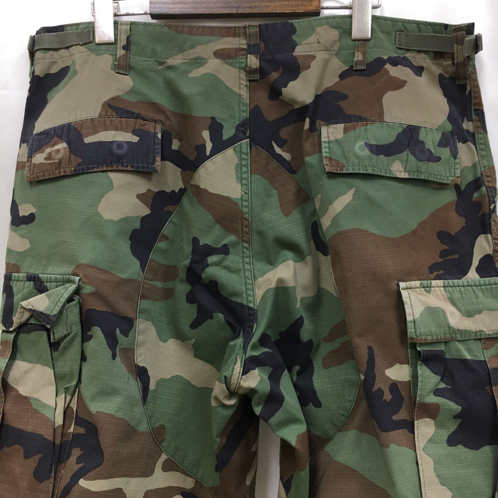 ミリタリーカモフラパンツ（US放出品、美品） 三沢店75】* ミリタリー カモフラ パンツ 米軍放出品 アメリカ