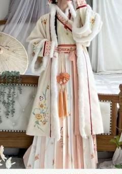 魅了する HF-01 豪華刺繍 漢服 かんふく 古風衣装 レトロ風 中華ロリータ コスプレ ワンピース 唐装 仙女服 中華風 美しい刺繍 familiar