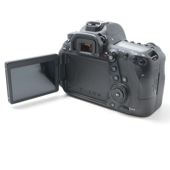 【新品級】 キヤノン Canon EOS 6D Mark II ボディ