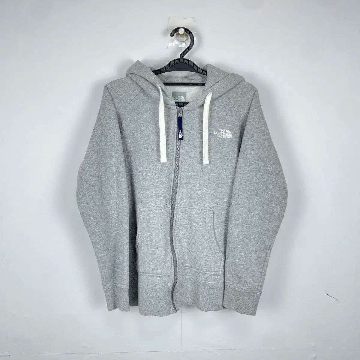 【雷市場（ポンジャン）商品韓国直送】 THE NORTH FACE(ザノースフェイス) パーカー刺繍ロゴ 裏起毛 フード付き ジップアップパーカー L サイズ