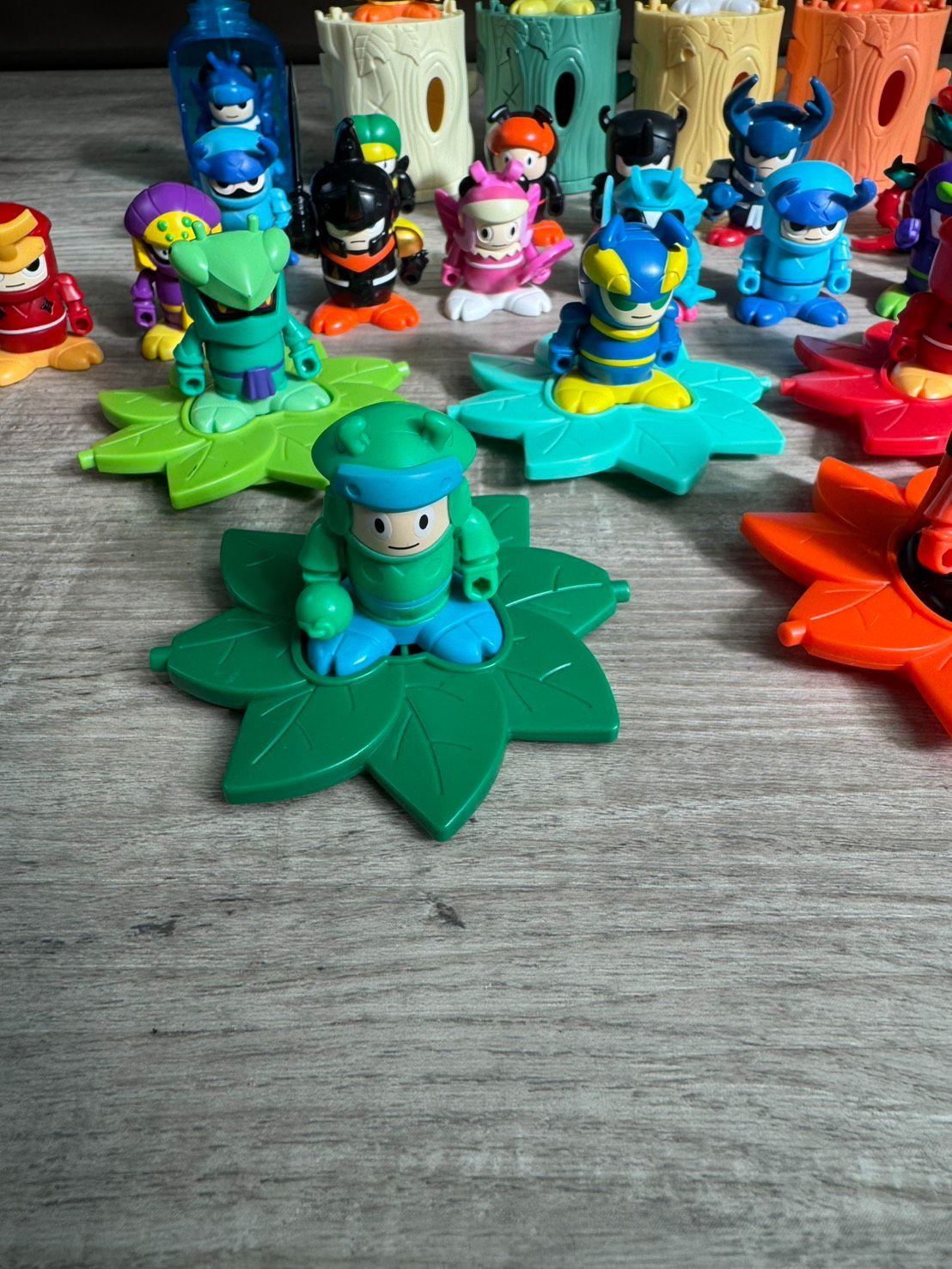 ムシ忍フィギュア ムシニンフィギュア まとめ売り セット販売 バンダイ