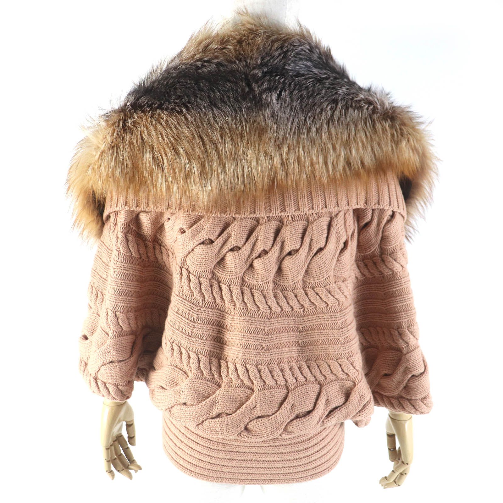 【フェラガモ】ラパンファーポンチョ Salvatore Ferragamo】フェラガモファーポンチョ