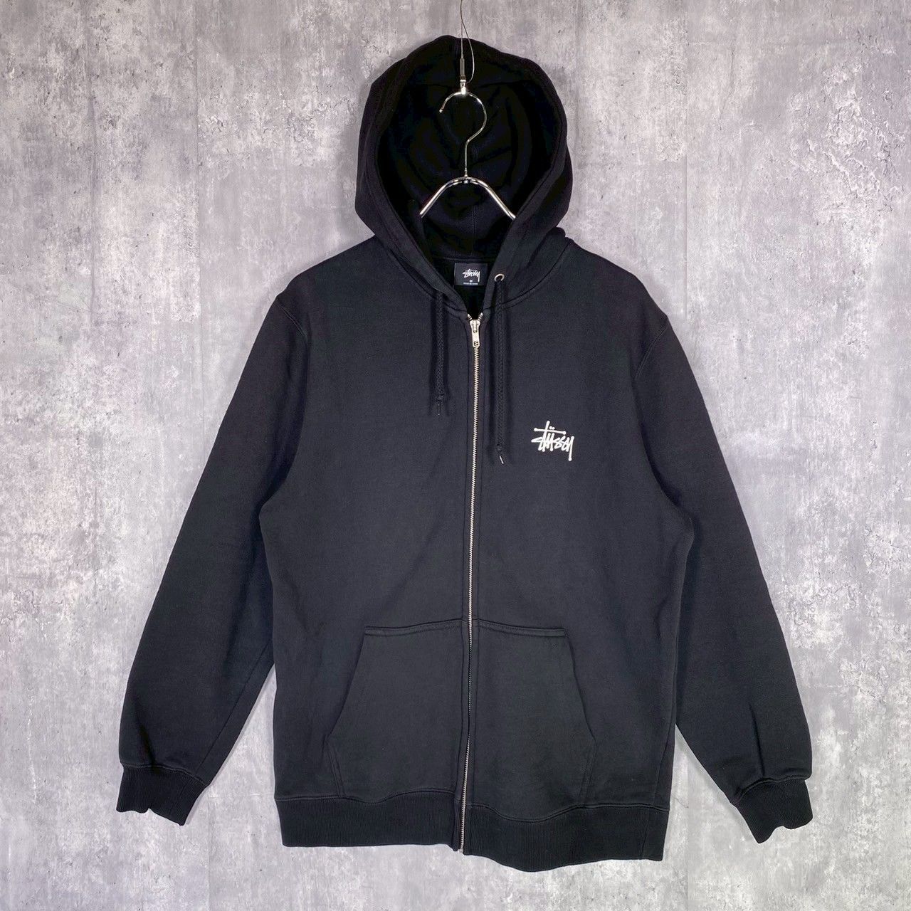 STUSSY』ステューシー (M) バックロゴジップパーカー - メルカリ