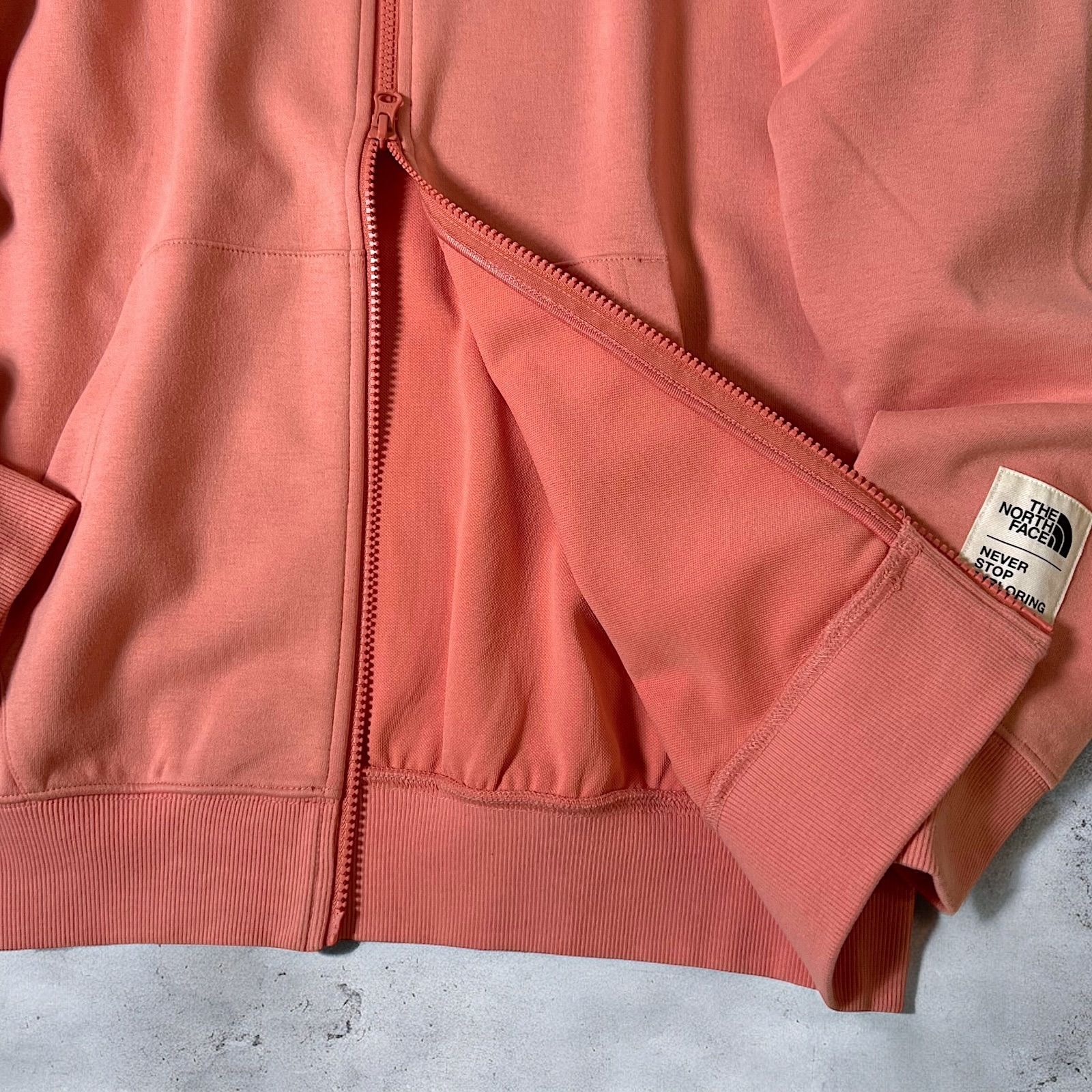 新品 THE NORTH FACE ノースフェイス TNF ESSENTIAL HOODIE ZIP UP 速