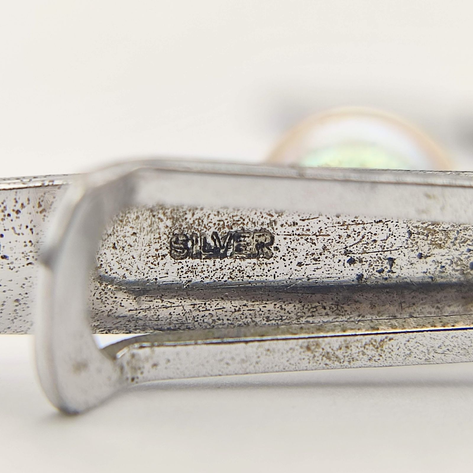 ネクタイピン 真珠 パール 銀 シルバー SILVER925 美品】パールデザインネクタイピン SILVER シルバー925 - メルカリ
