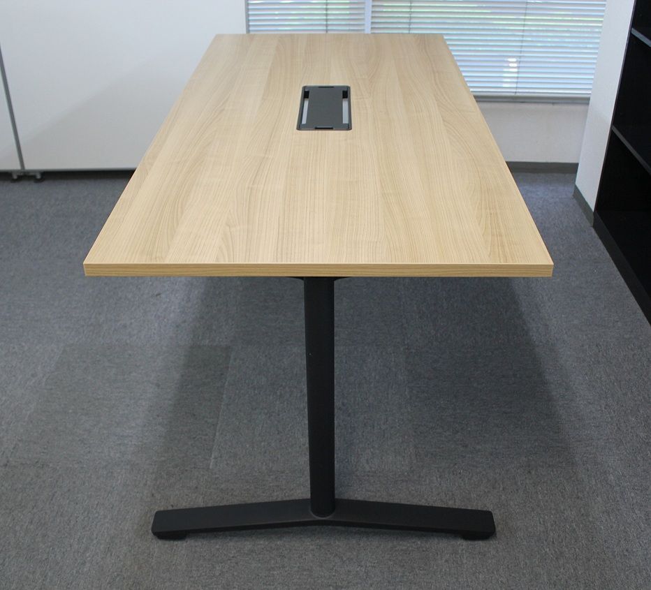 オフィス家具 デスク