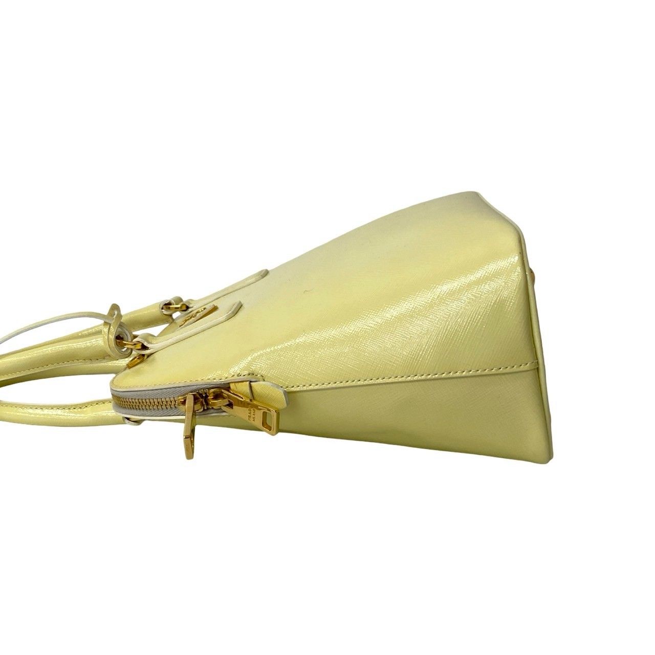 PRADA プラダ　ハンドバッグ　手持ちバッグ　三角ロゴ　ナイロン　イエロー Yahoo!オークション - PRADA プラダ ハンドバッグ 三角ロゴ