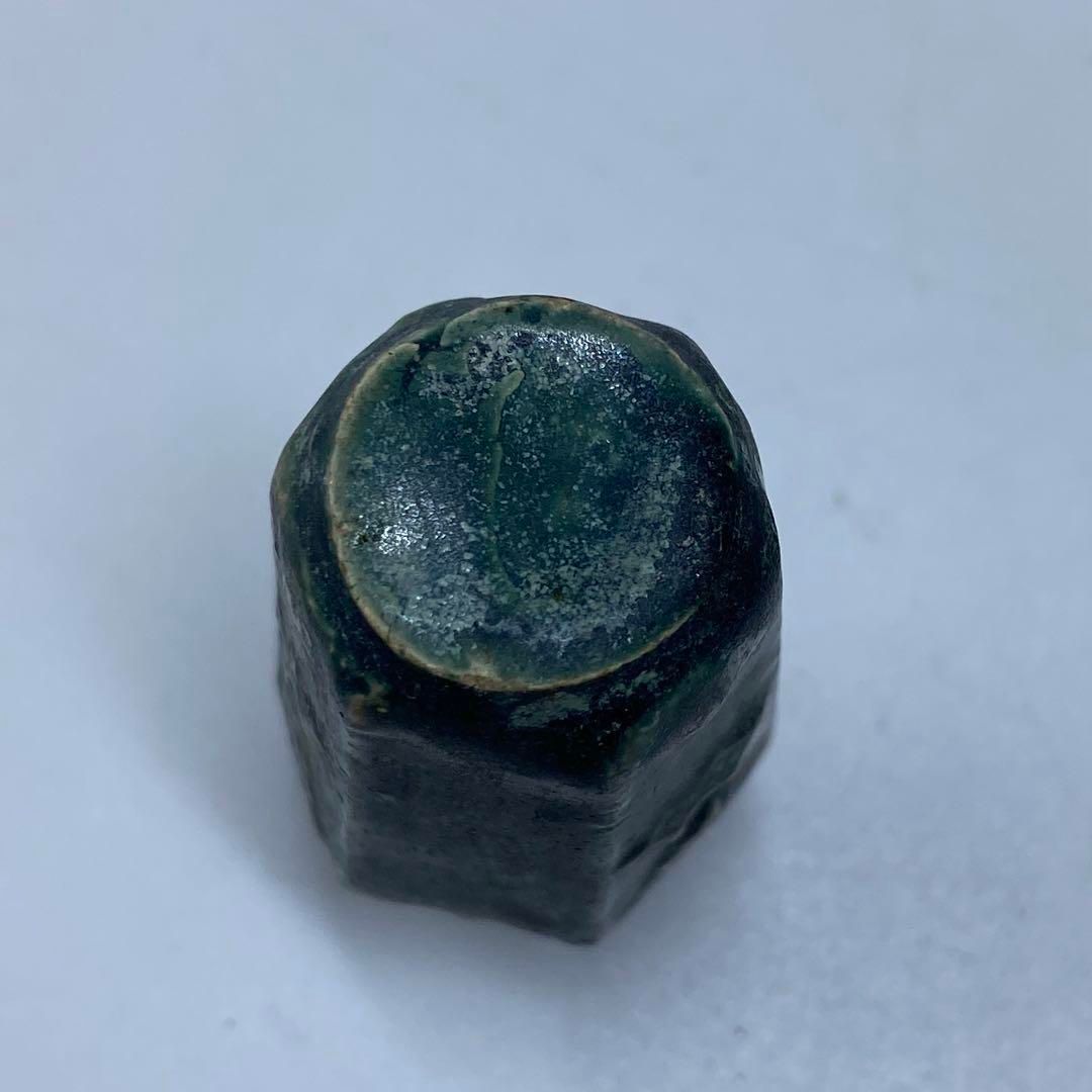 中国古玩　緑釉鼻煙香　高さ約5.4㎝　東さ6-1014☆2F 中国古玩 緑釉鼻煙香 高さ約5.4㎝ 東さ6-1014☆2F 中国古玩 緑釉鼻煙香