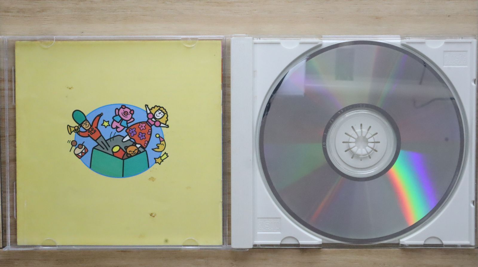 未開封品 11 de Noviembre [Spain限定盤CD+DVD] 国内盤CD☆山野さと子/satoko yamano□ 年令別どうよう(4) 3～4