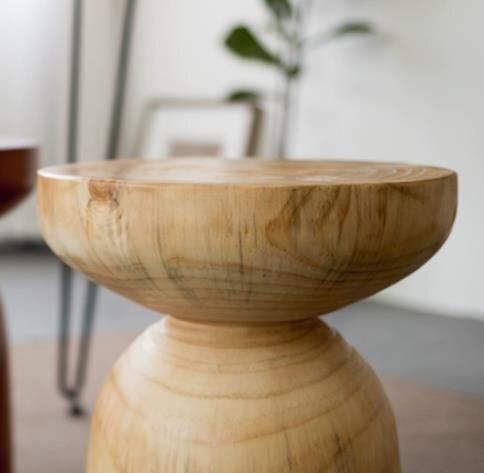 モダンなシンプルソリッド木製桟橋ログ桟橋スツールスタンディングラック