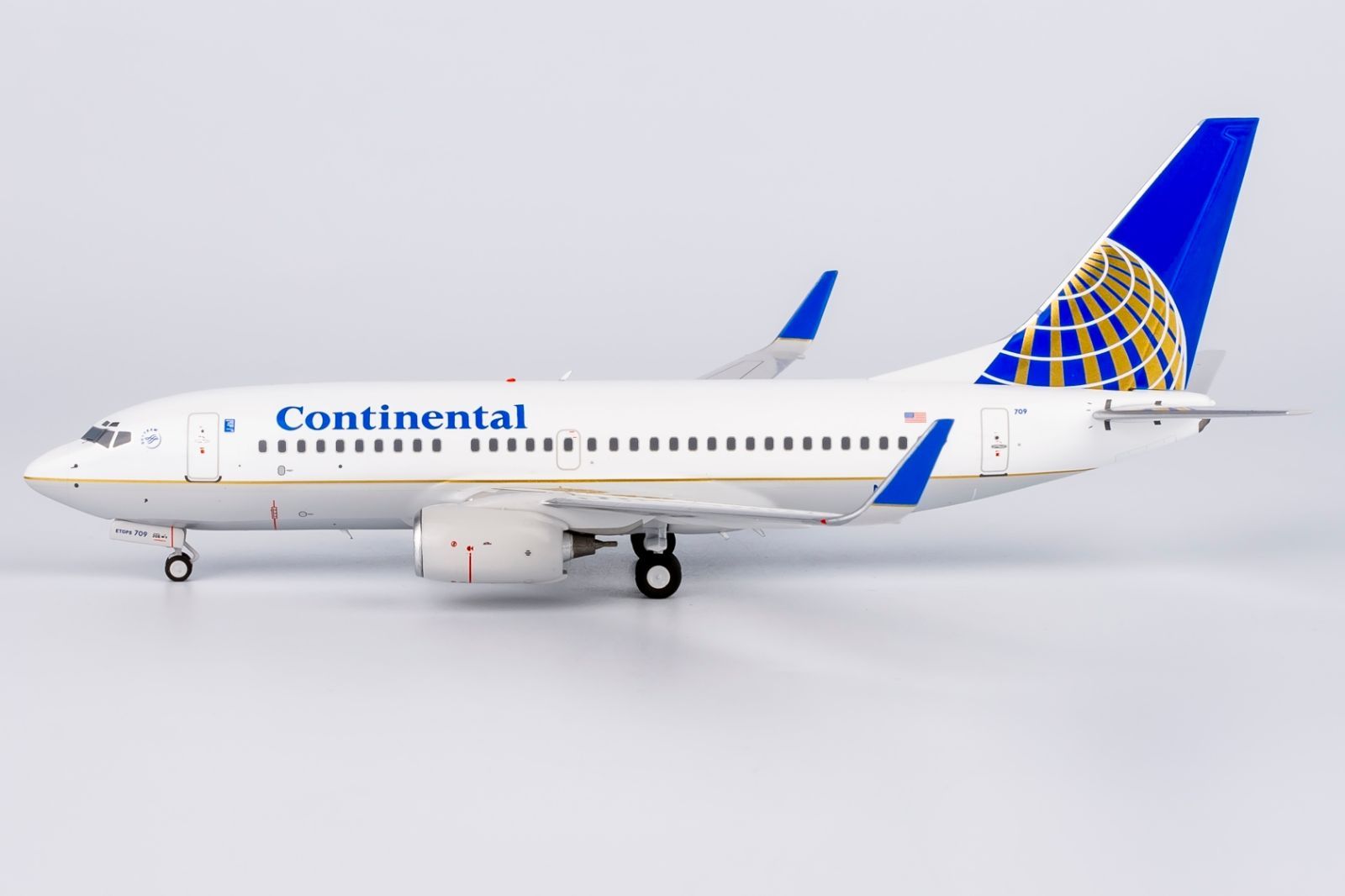 NGmodel コンチネンタル航空 737-700 N16709 1|200 05012