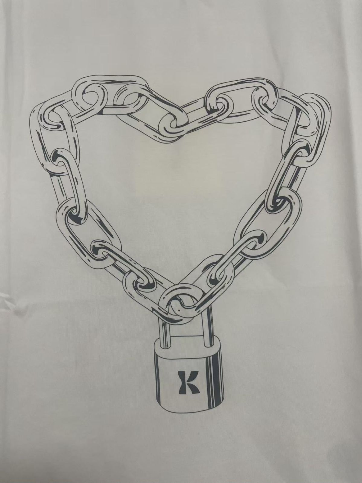 ☆KIMHEKIM☆キムヘキム Kチェーンプリント スリムTシャツ