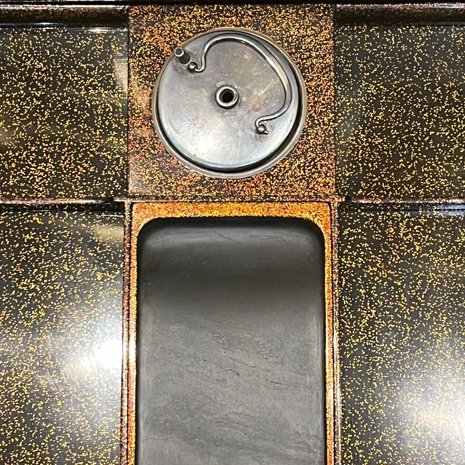 加賀塗師秀岳造 牡丹彫推漆