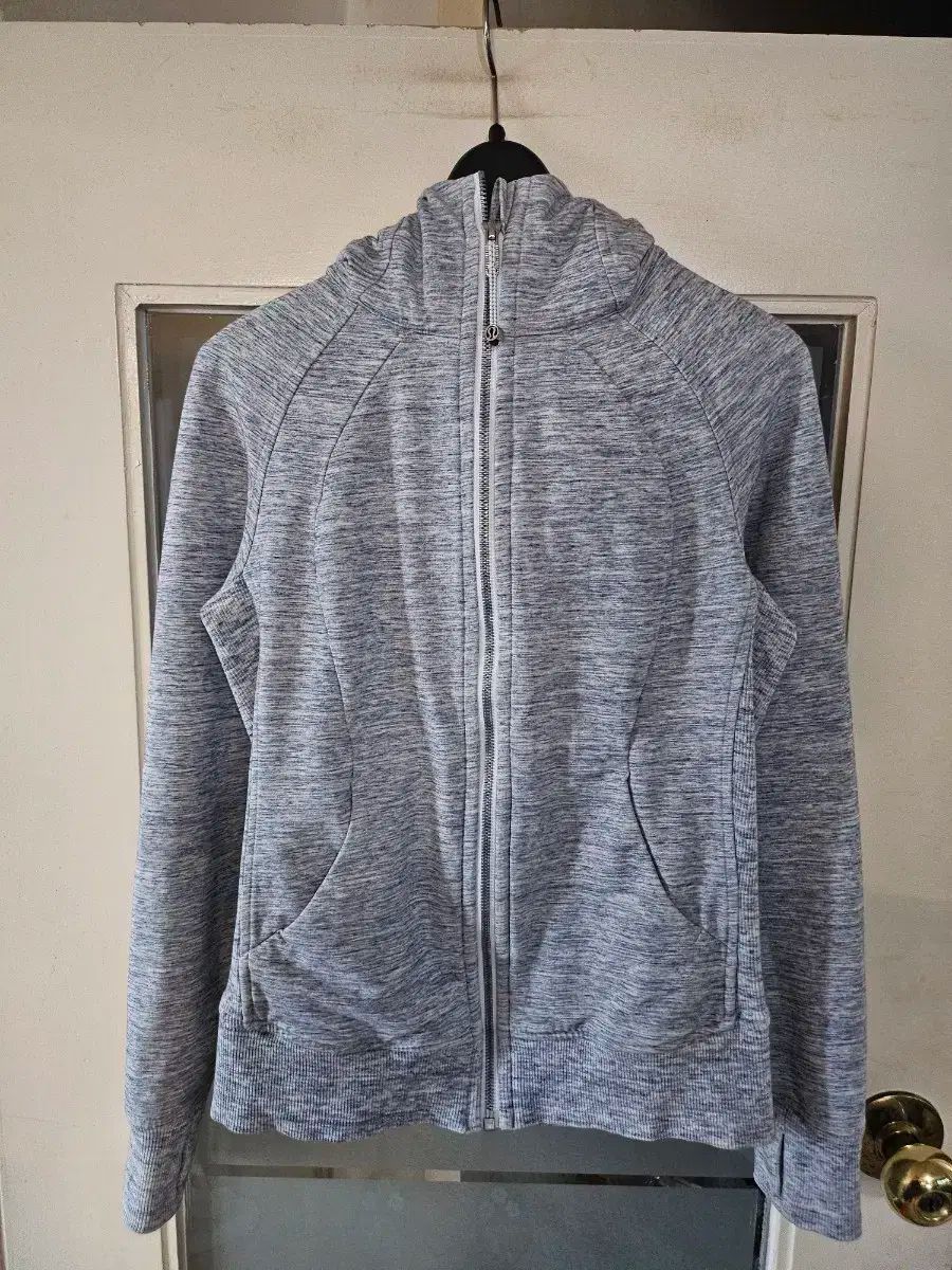 lululemon ルルレモン フード ジップアップ 4