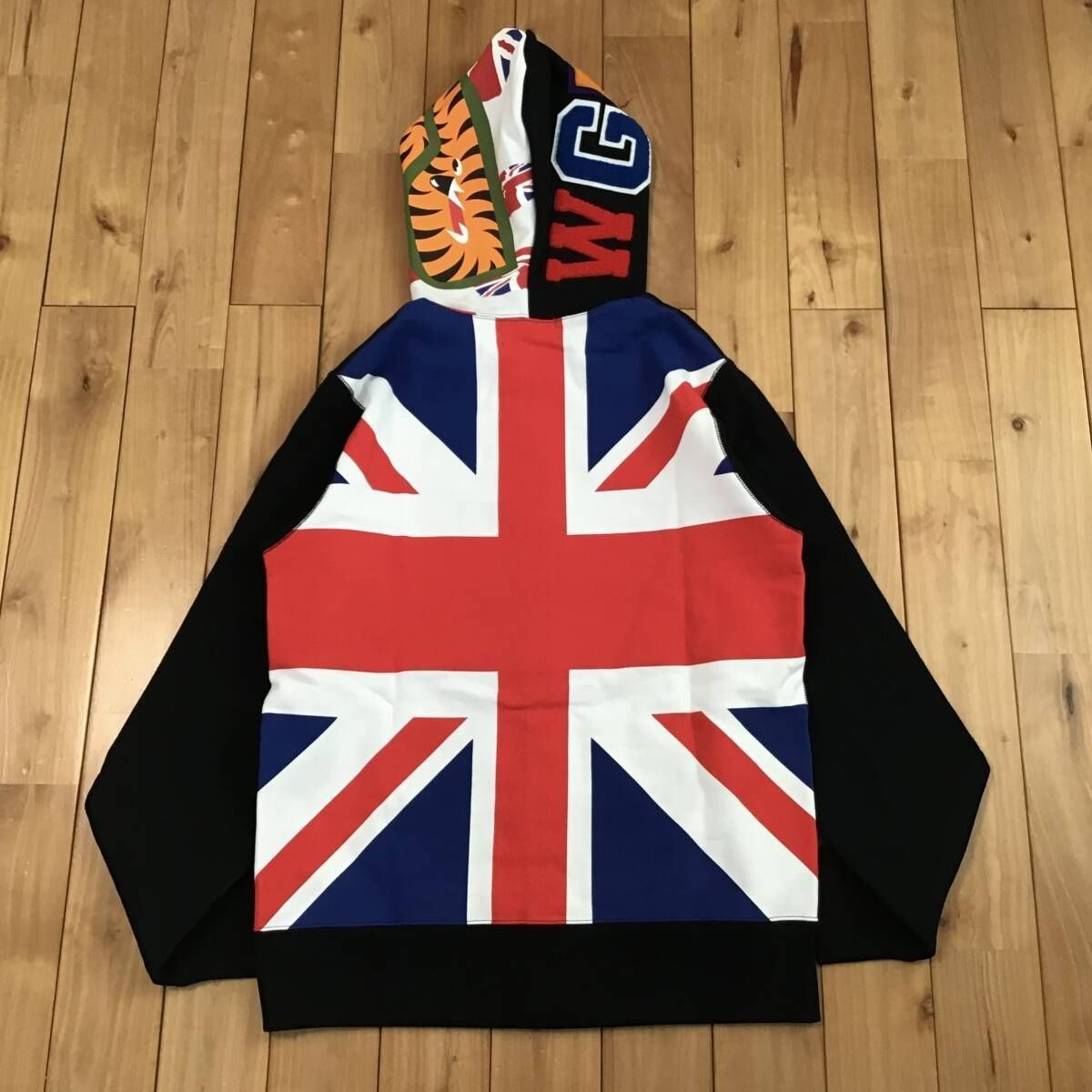 ☆新品☆ ユニオンジャック シャーク パーカー Mサイズ shark full zip 