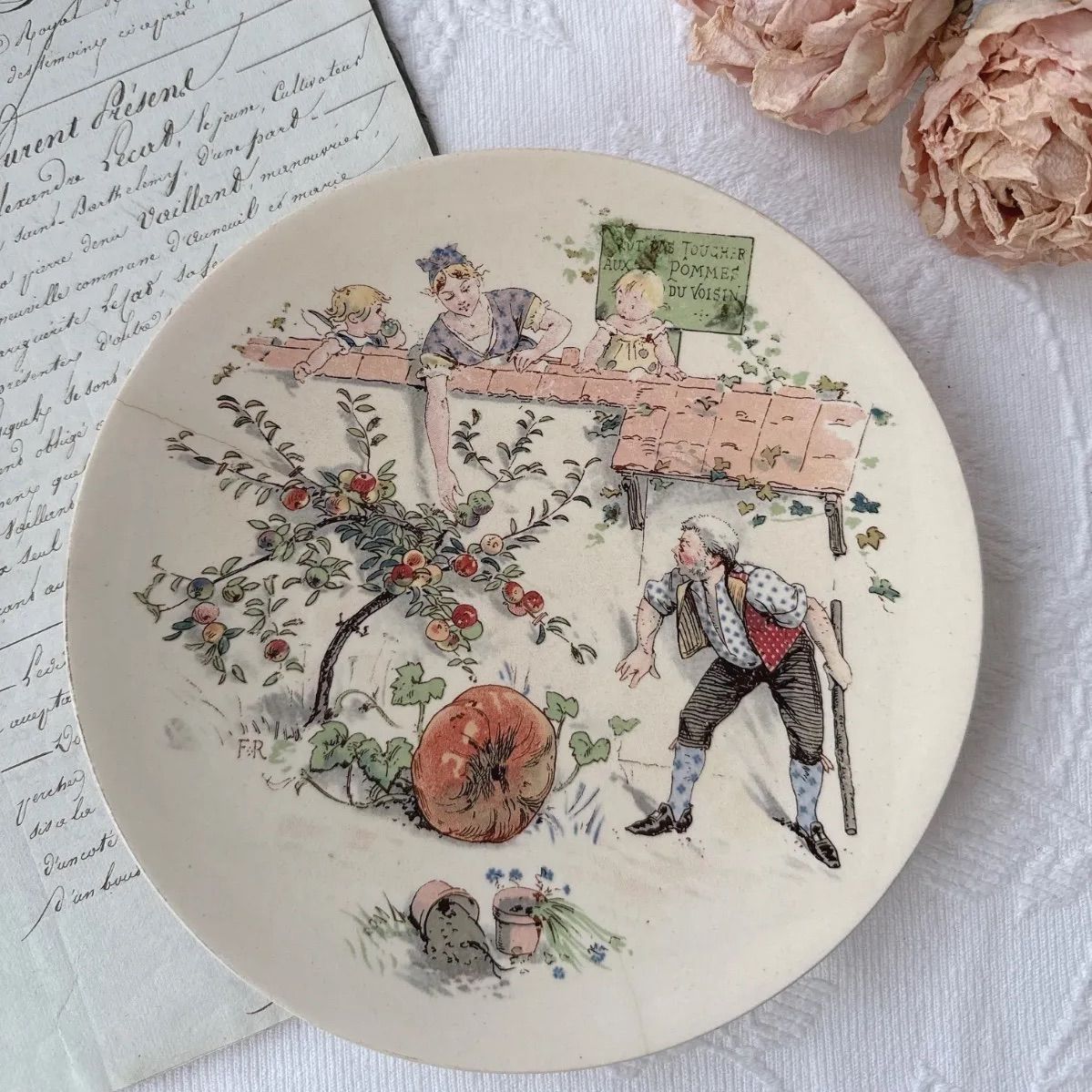 B3 アンファンリシャール サルグミンヌ フランスアンティークプレート