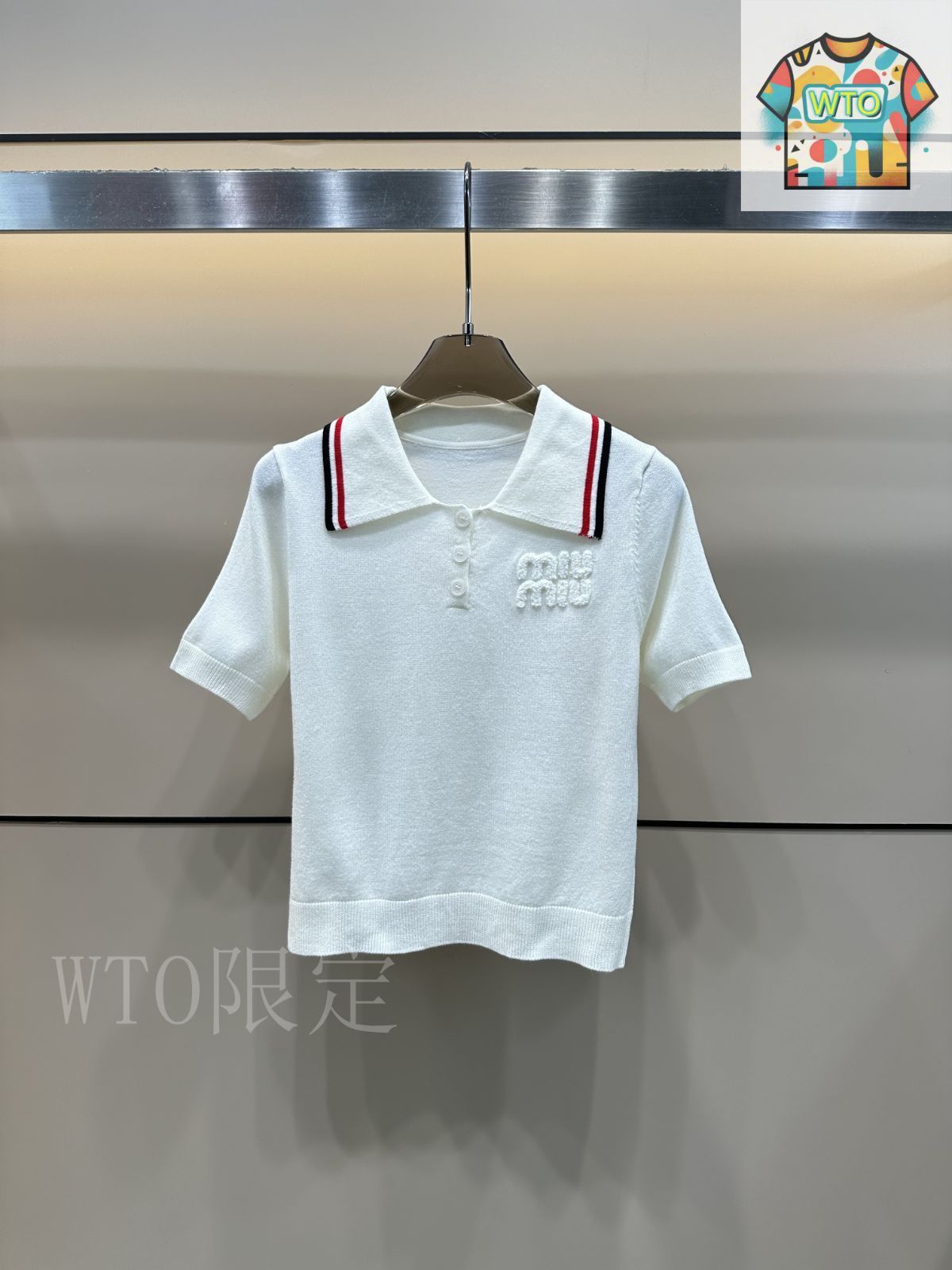 今日特価】Miu Miu 25 夏季 学園風 カラー ニット半袖-2 - メルカリ