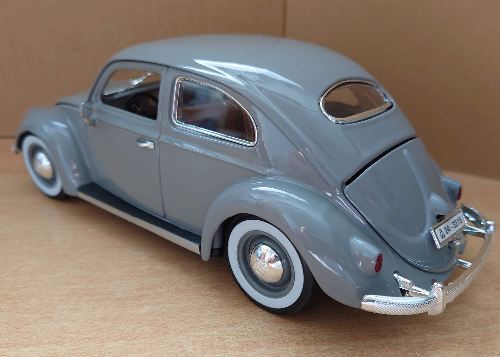 1/18 フォルクスワーゲン ビートル グレー VW BEETLE 1955 ダイ