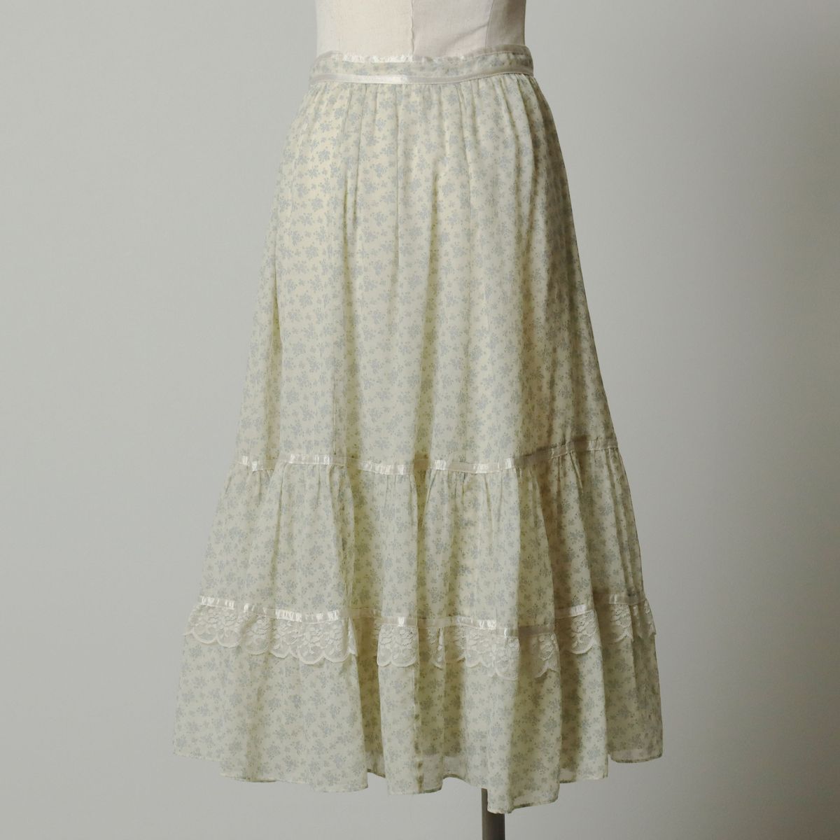 古着 70年代 ガンネサックス GUNNE SAX GUNNIES ガニーズ 花柄 フリル付き ミモレ丈 前開き フ スカート evb031116