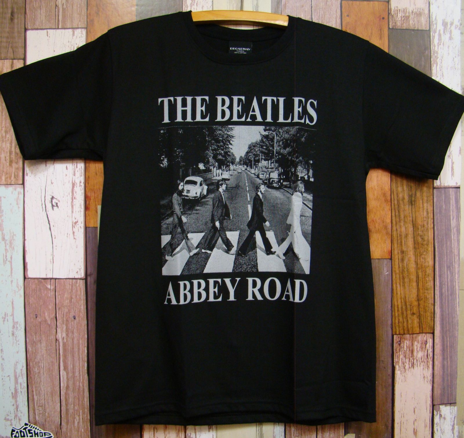 新品アビイロード【The Beatles】ビートルズ☆フォトTシャツ☆BWT