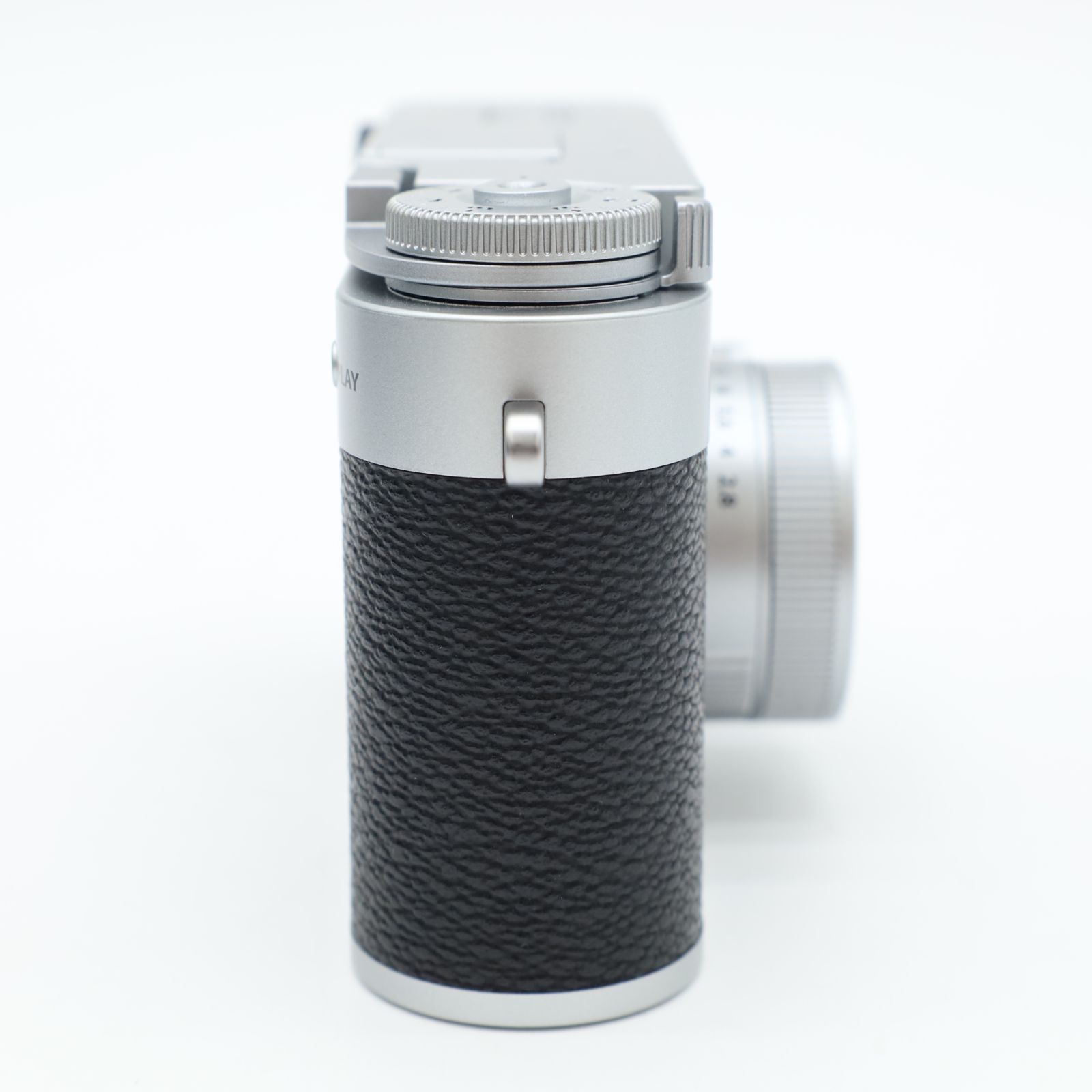 ショット数1回 ≪ほぼ新品≫ FUJIFILM X Half X-HF1 ボディ シルバー