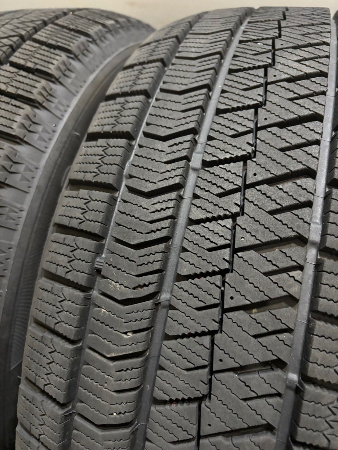 スタッドレス 4本