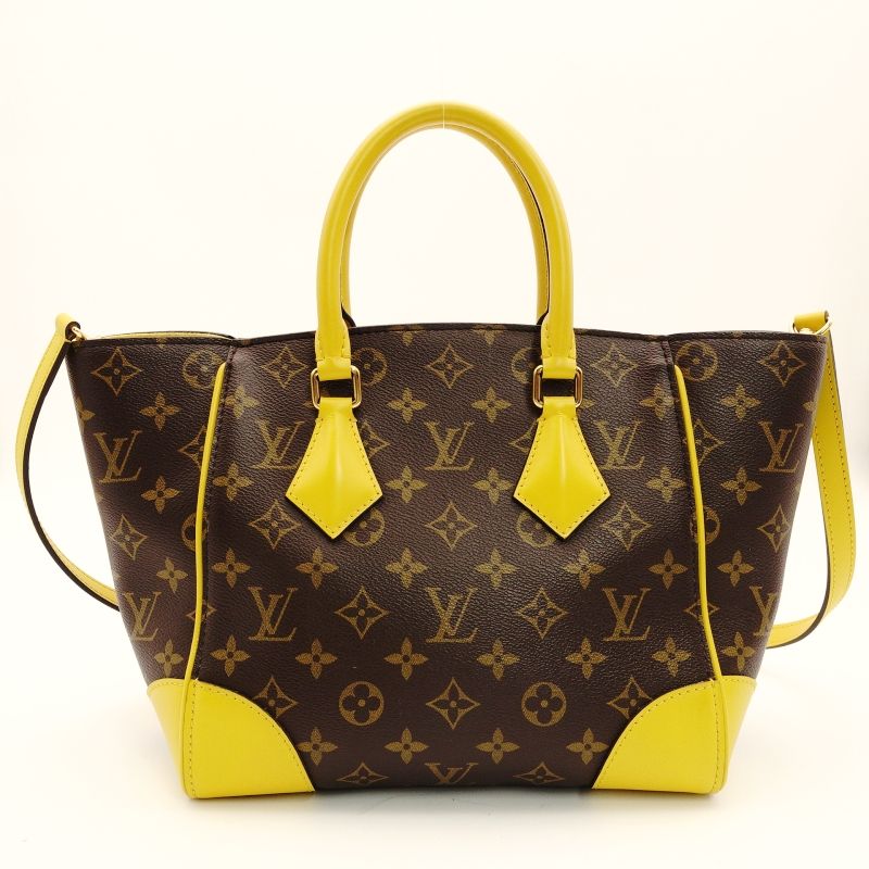 メッセンジャーPM 　モノグラム 　ショルダーバッグ 　PVC レザー ブラウン LOUIS VUITTON シャンティ モノグラムペルフォ PM ショルダー