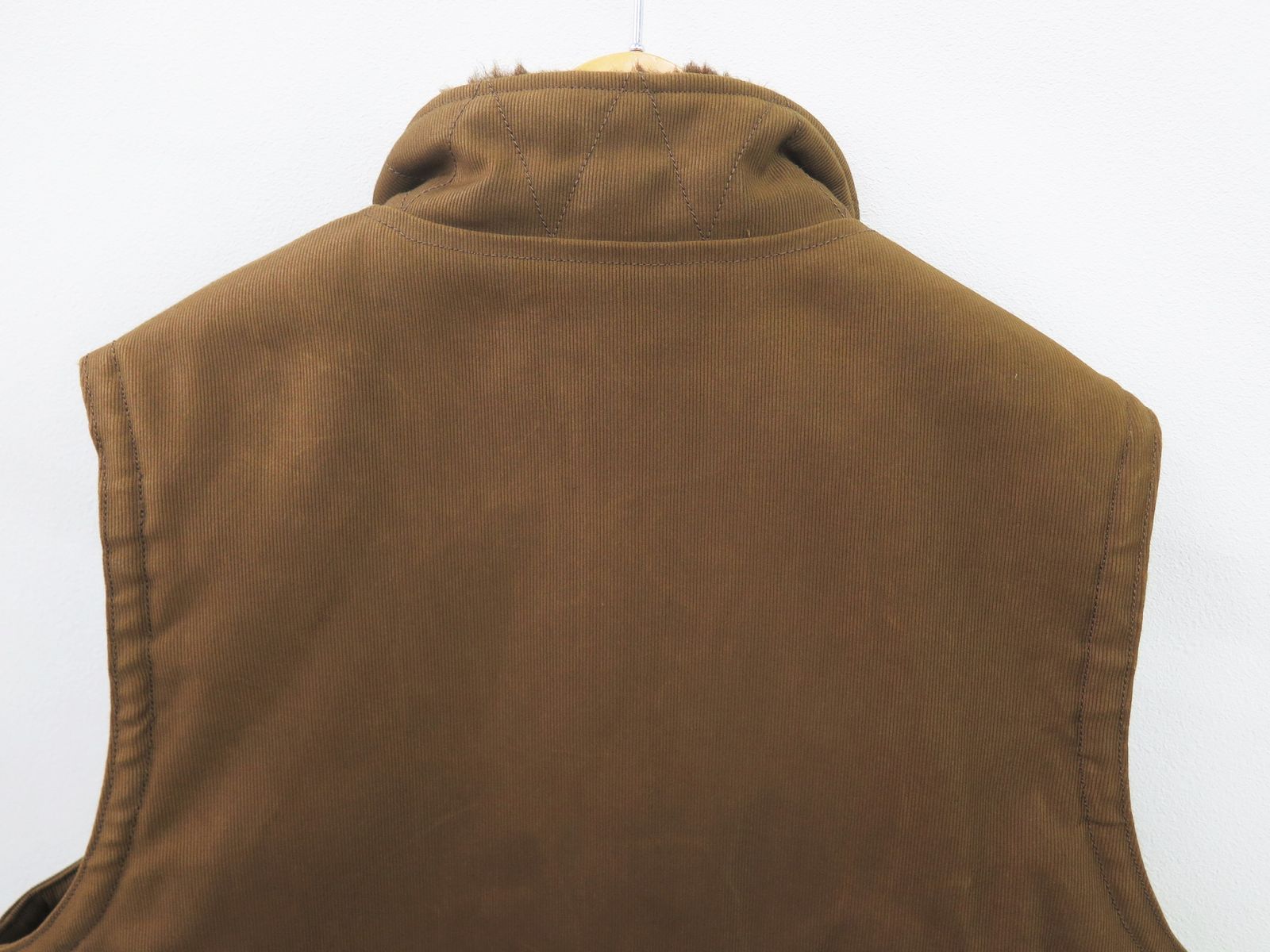 定価13万イヴ・サンローラン コレクション着ウールベスト ステファノ・ピラーティ 定価13万イヴ・サンローラン コレクション着ウールベスト ステファノ