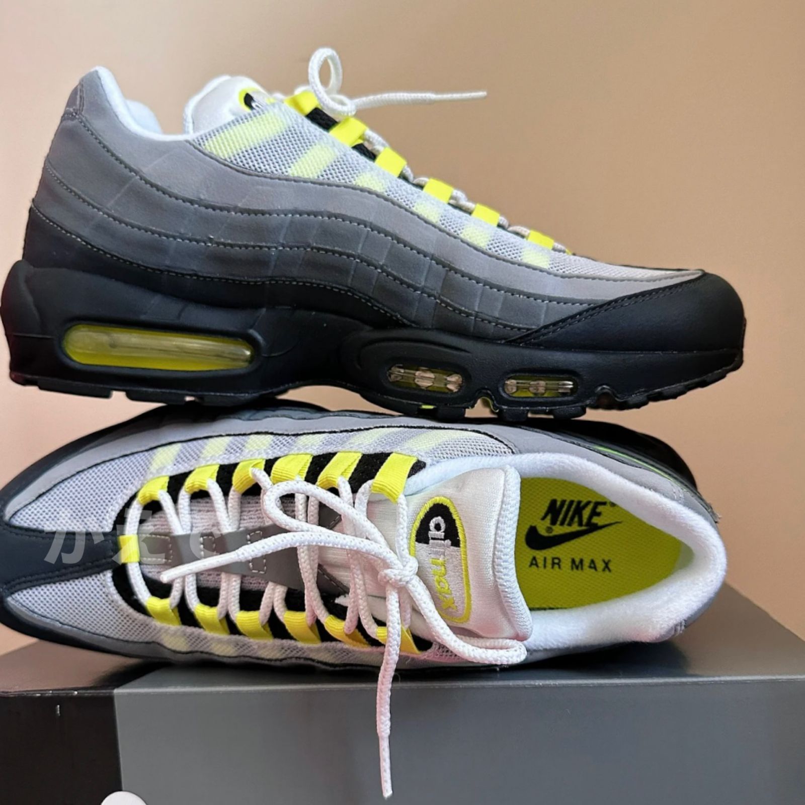 靴/バッグ 靴 スニーカー エアマックス95 airmax95 イエローグラデ 