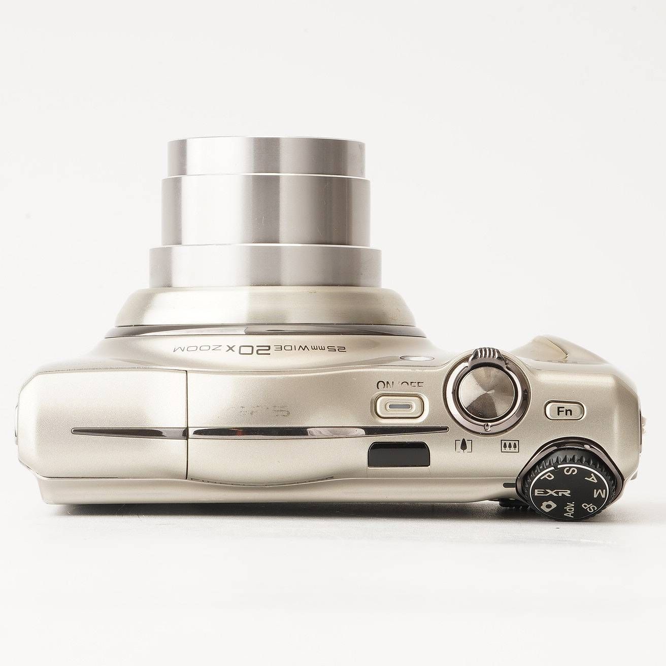 Fujifilm FinePix F770EXR 20倍ズームジャンク s-l1200.jpg