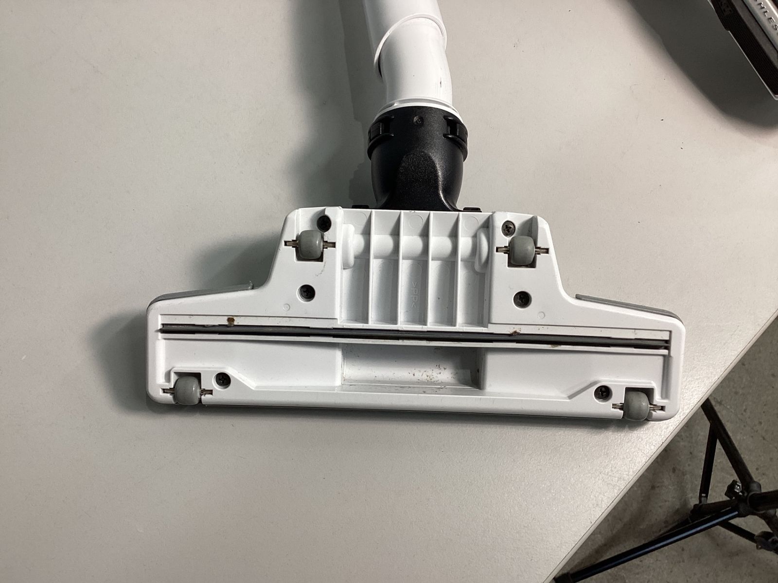 コードレスクリーナー CL286FDZW