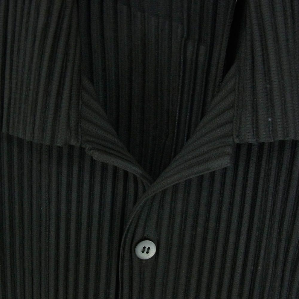 ISSEY MIYAKEIA-POCNSIDE イッセイ ミヤケ エーポック インサイド 24SS 半袖ブラウス 2 ブラック BASICS – ISSEY MIYAKE ONLINE STORE