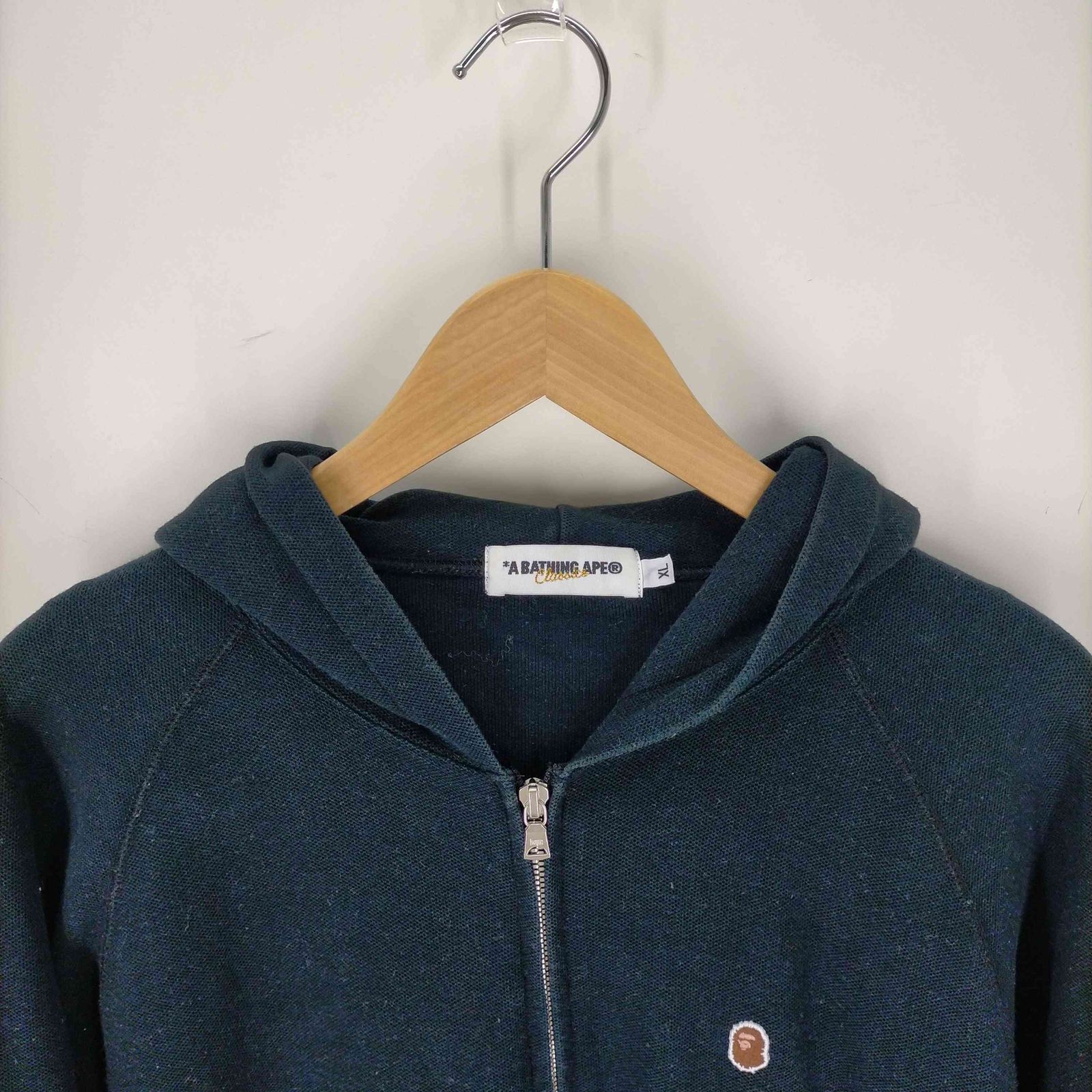アベイシングエイプ A BATHING APE ワンポイントロゴ刺繍 ジップ 