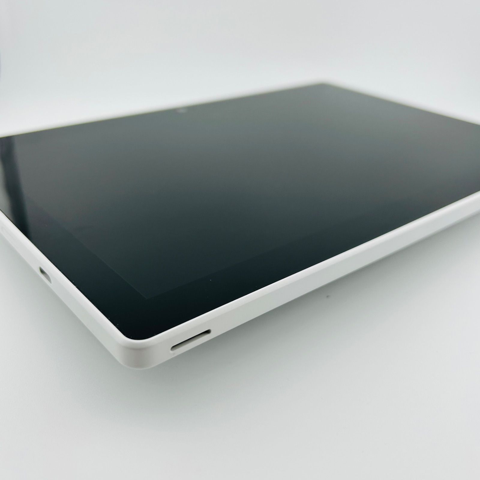 バッテリー良好 dtab d-51c 64GB ホワイト SIMフリー(simロック解除済