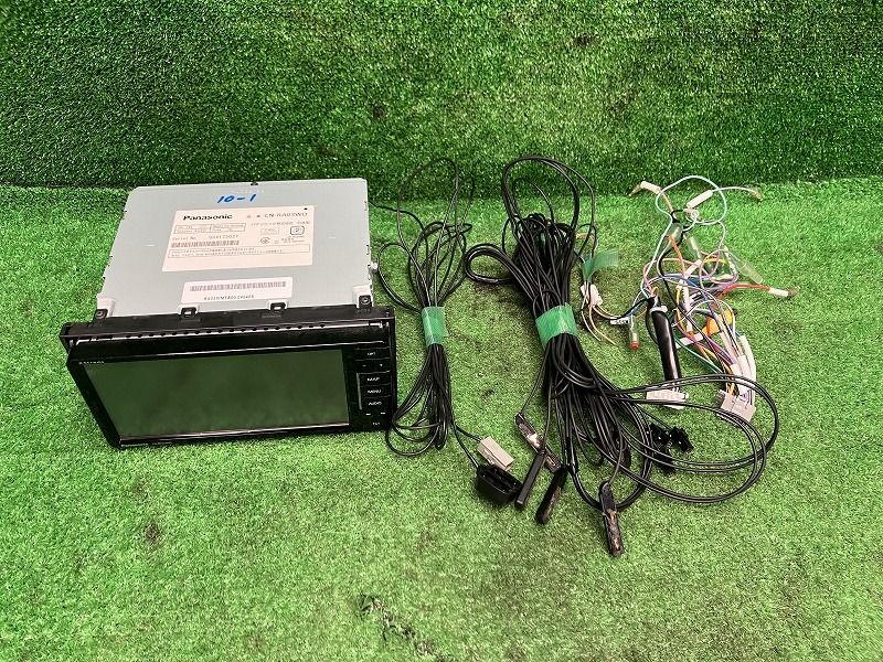 ZVW30 カーナビゲーション DVD CD メモリー BLUETOOTH フルセグ地図年式2016 パナソニック CN-RA03WD 070