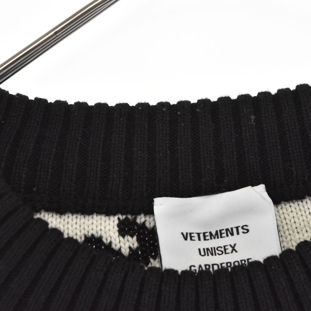 VETEMENTS 22aw 総柄 ロゴニット - トップス