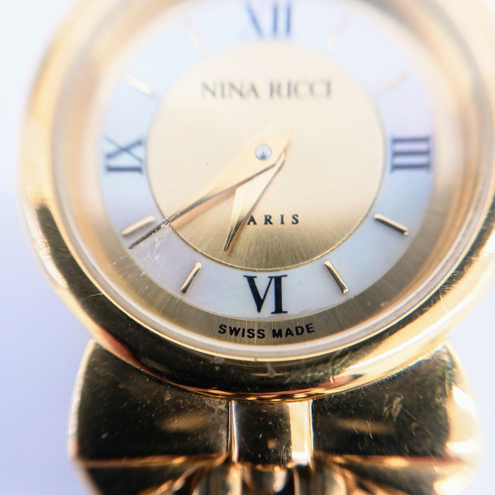【美品/新品電池】 ニナリッチ 6Pダイヤ ゴールド レディース 腕時計 鼈甲 NINA RICCI（腕時計 ・ ゴールド/金色系）のフリマアイテム一覧
