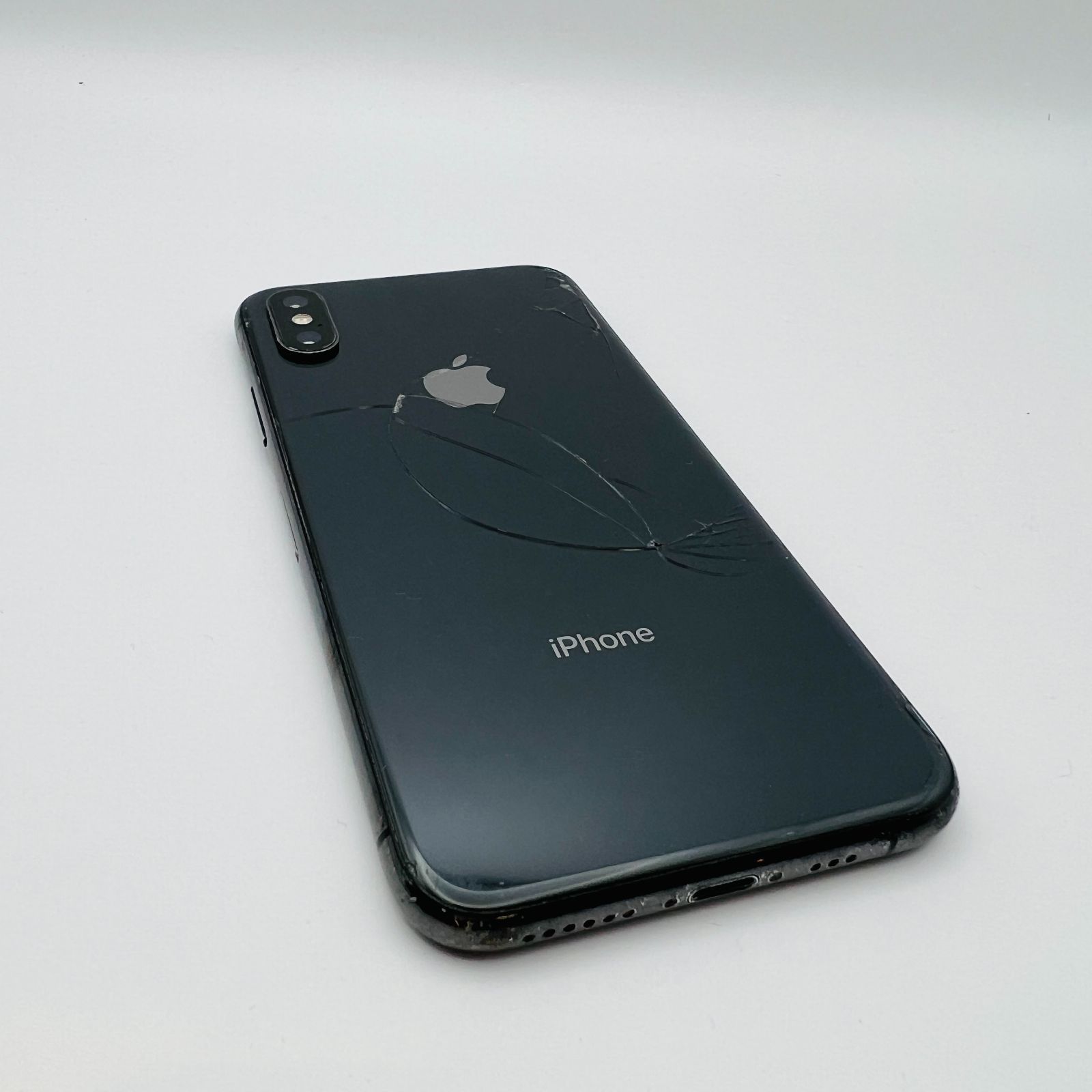 docomo iPhoneXS 256GB MTE02J/Aブラック iPhone XS 画面割れ 現状品