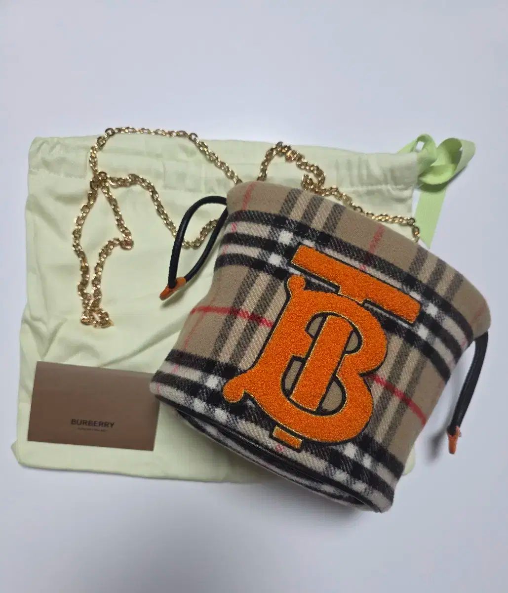 バーバリー キッズ