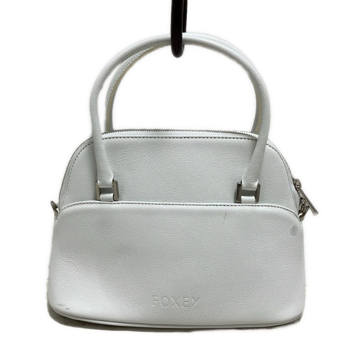 FOXEY(フォクシー) ハンドバッグ美品 - 白 ミニバッグ レザー - メルカリ 