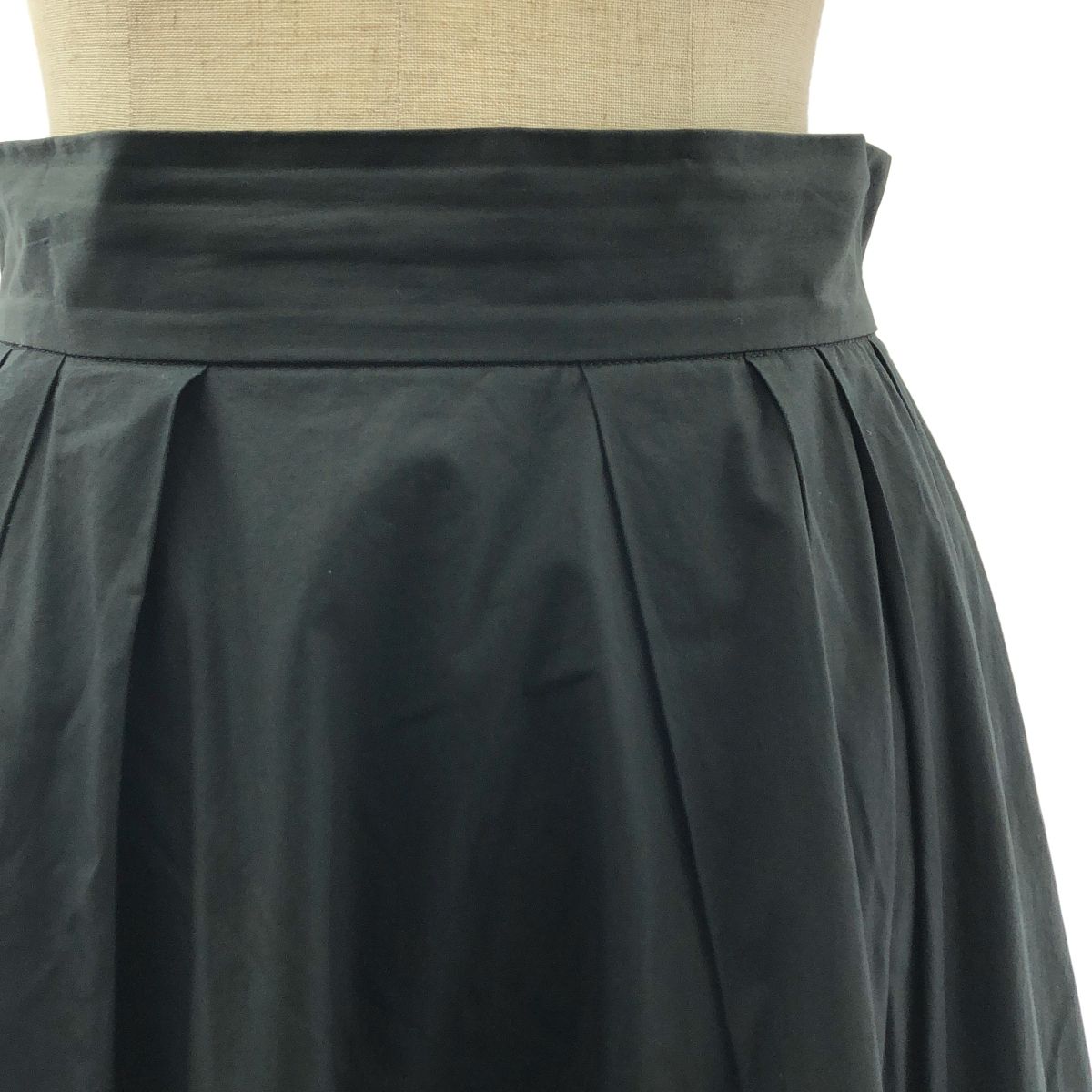 美品！マディソンブルー タックボリュームスカート 00 ブラック ロングスカート MADISON BLUE / マディソンブルー | TUCK VOLUME SKIRT タック