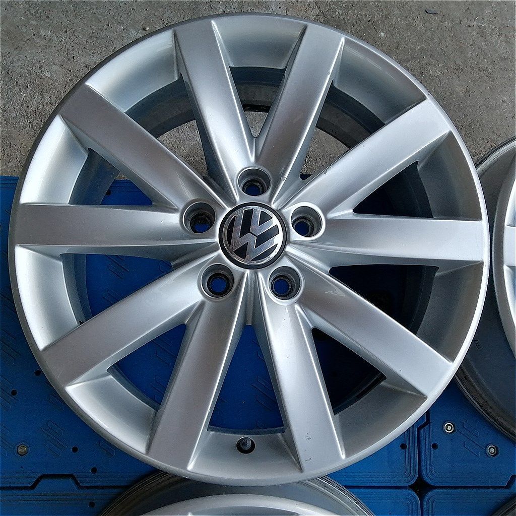 17インチ 純正アルミ