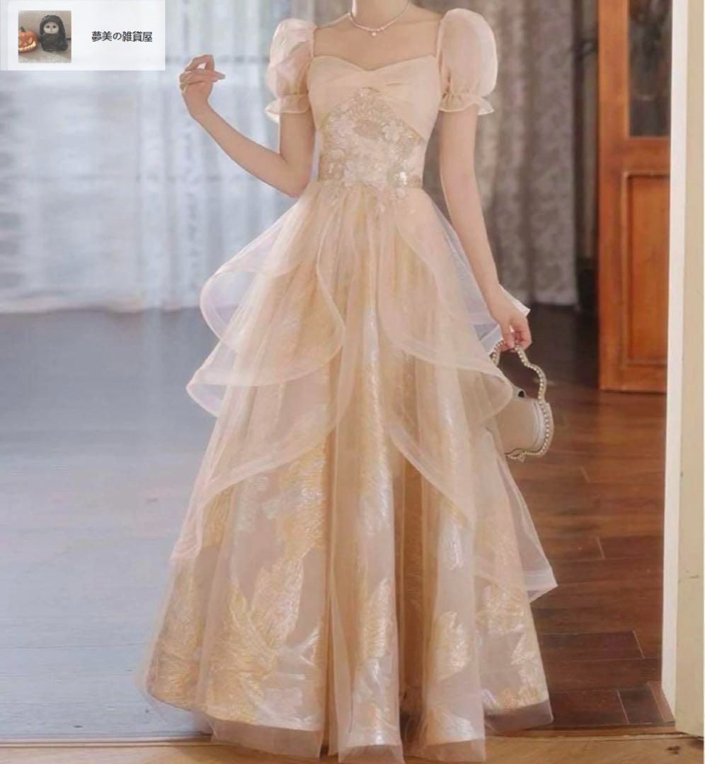 レディースファッション 花柄にフリルのスカートが